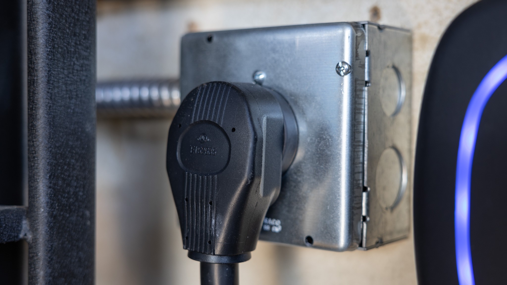 2022 Wallbox Pulsar Plus 11