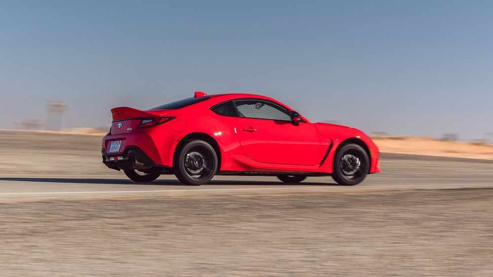 2022 Toyota GR86 PVOTY22 31