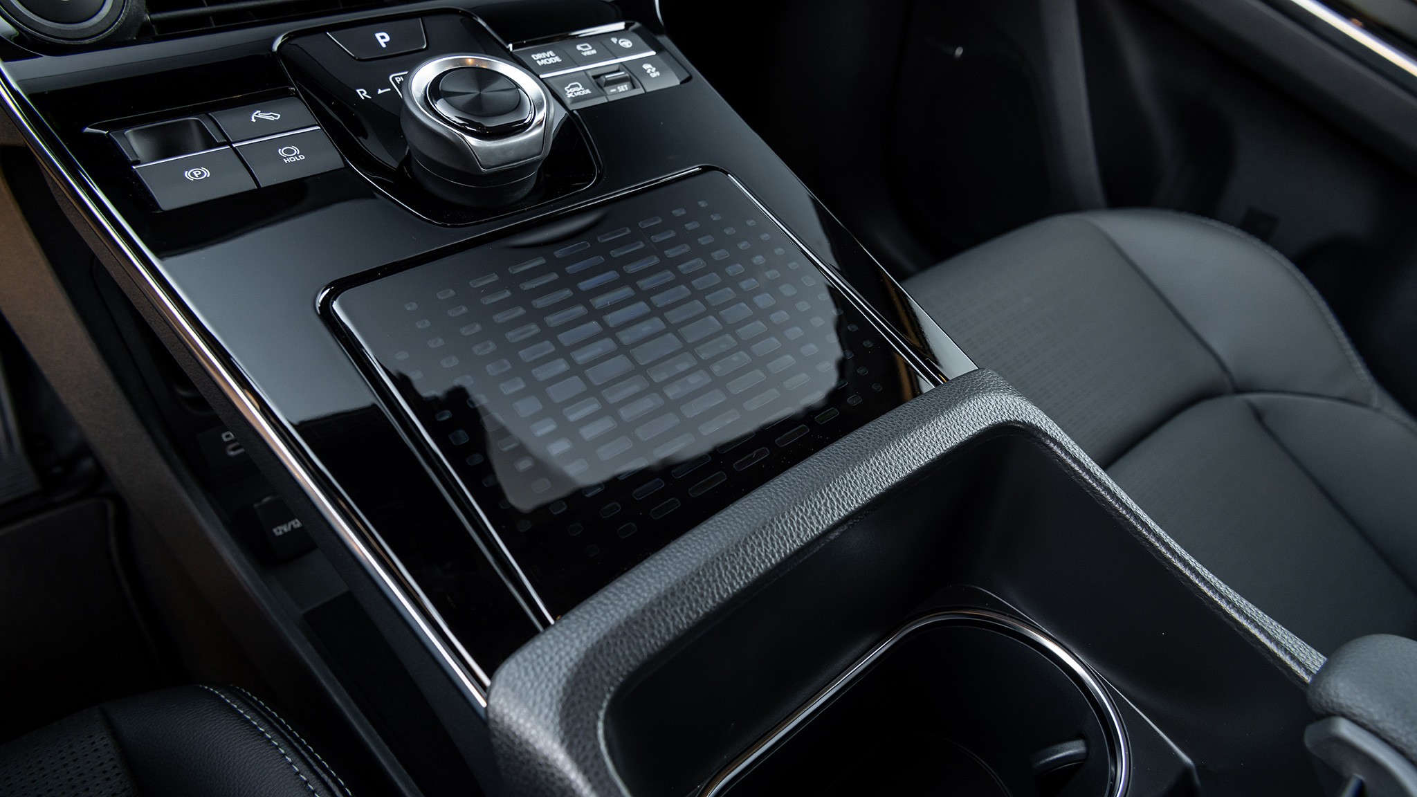 2023 Subaru Solterra Touring 23