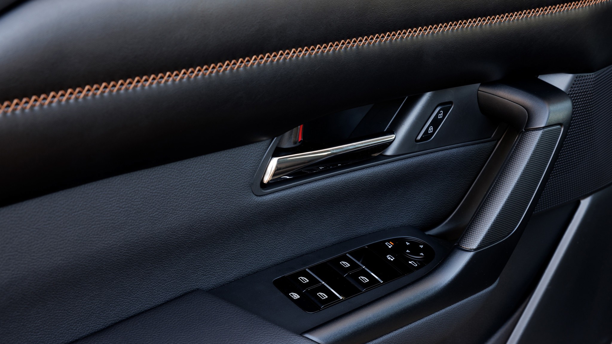 2023 Mazda CX 50 Door Controls