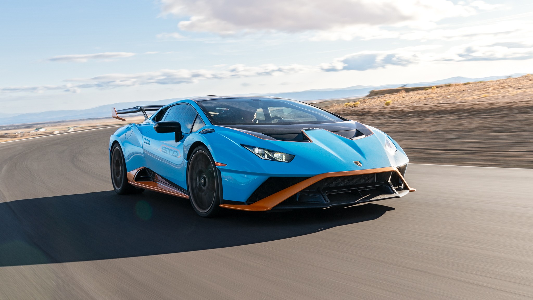 2022 Lamborghini Huracan STO 45