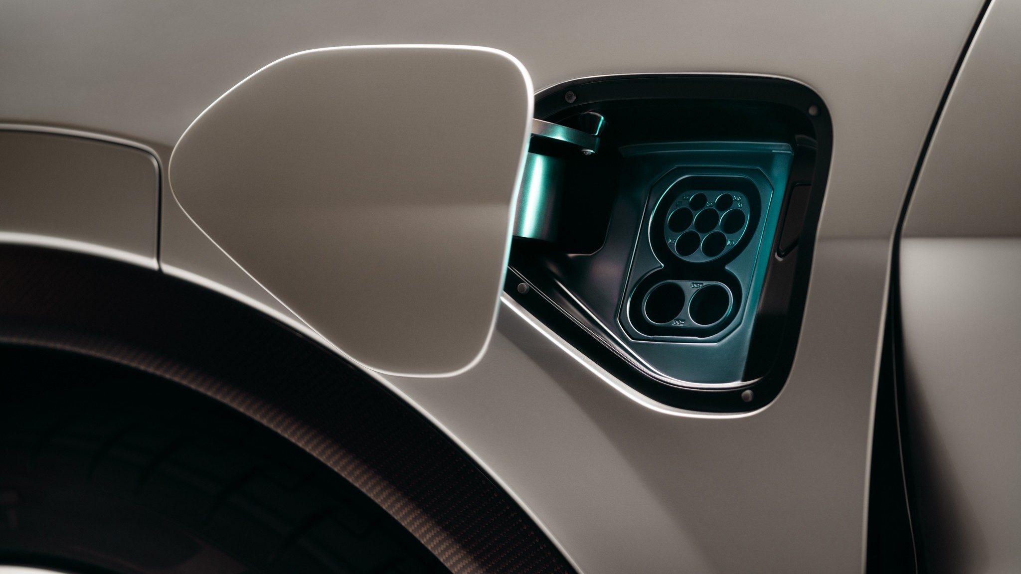 2023 Lotus Eletre Type 132 EV SUV 20