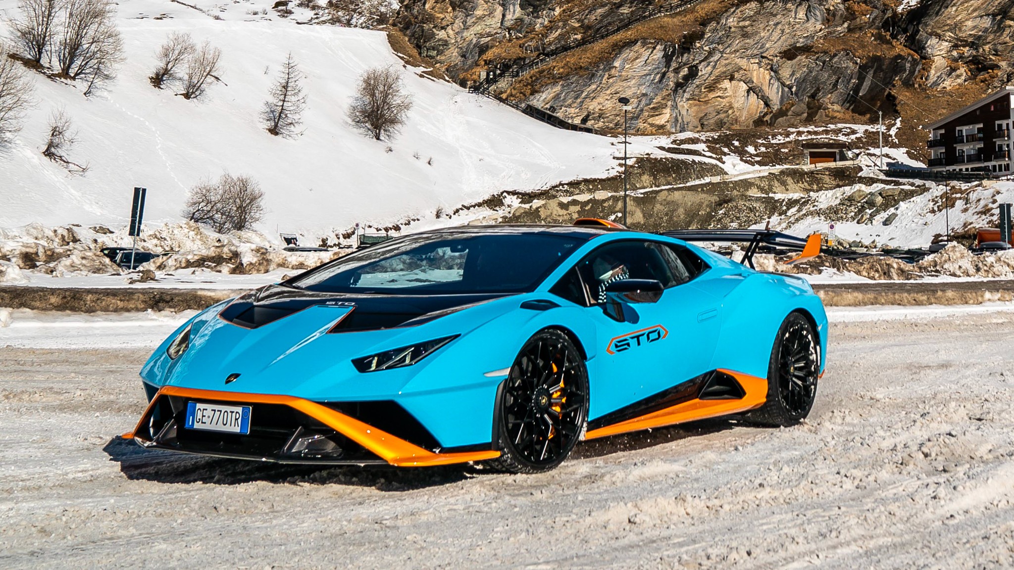 2022 Lamborghini Huracan STO 005