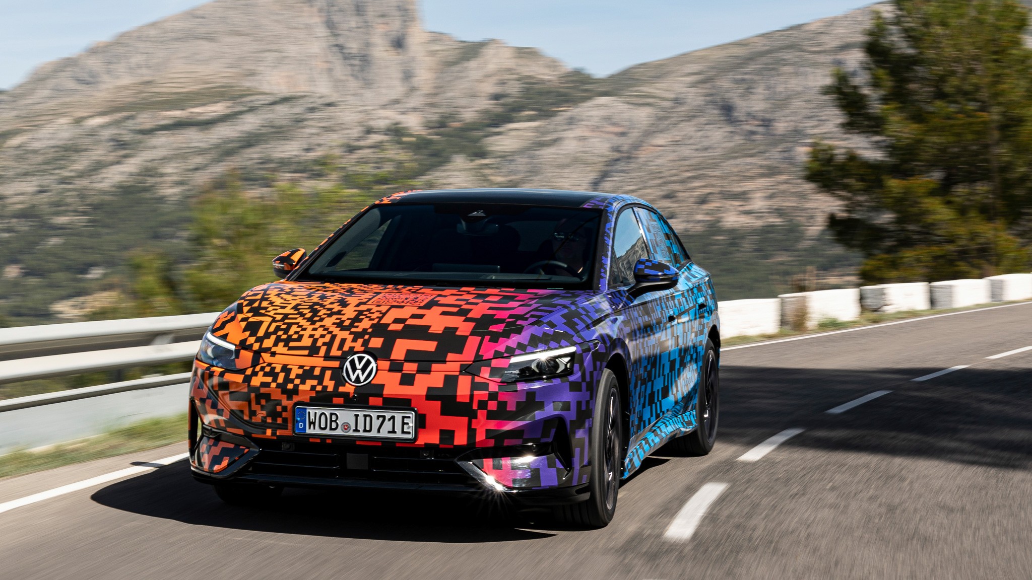 2025 Volkswagen ID7 Prototype 14