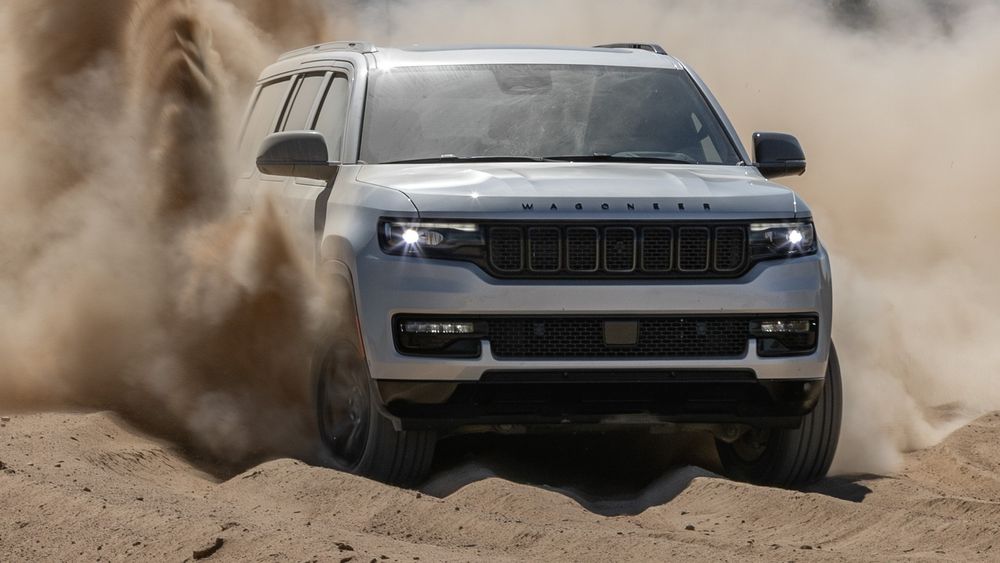 2023 Jeep Wagoneer L Series II 15