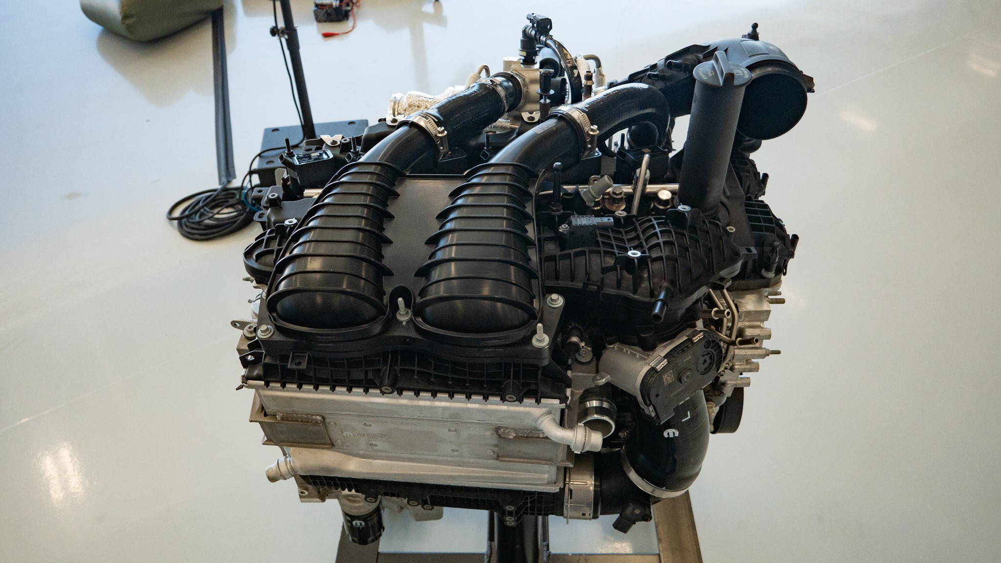 2023 Hurricane Twin Turbo 510 Deep Dive I6 Justin Banner 13