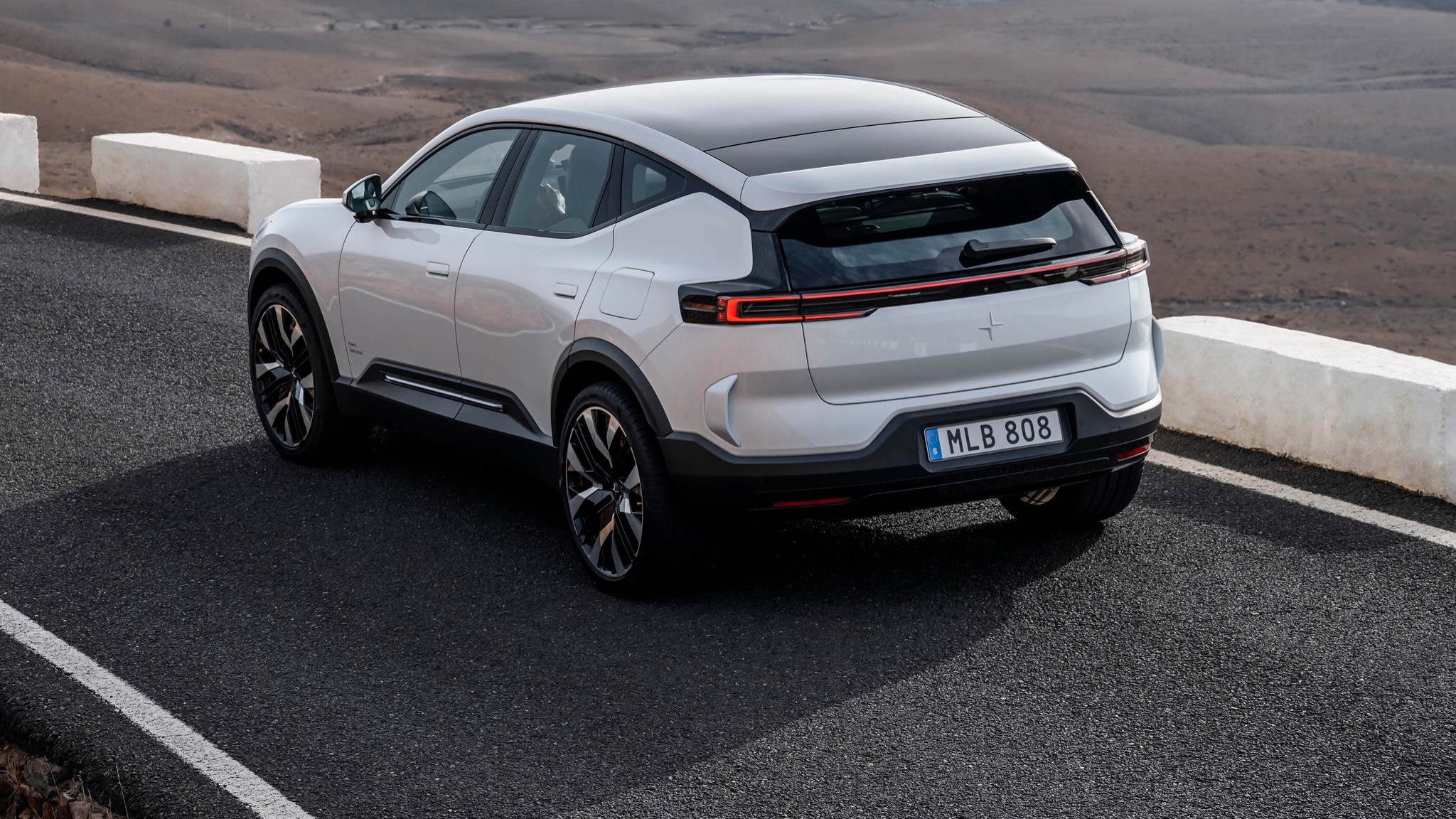 2024 Polestar 3 Electric SUV 18