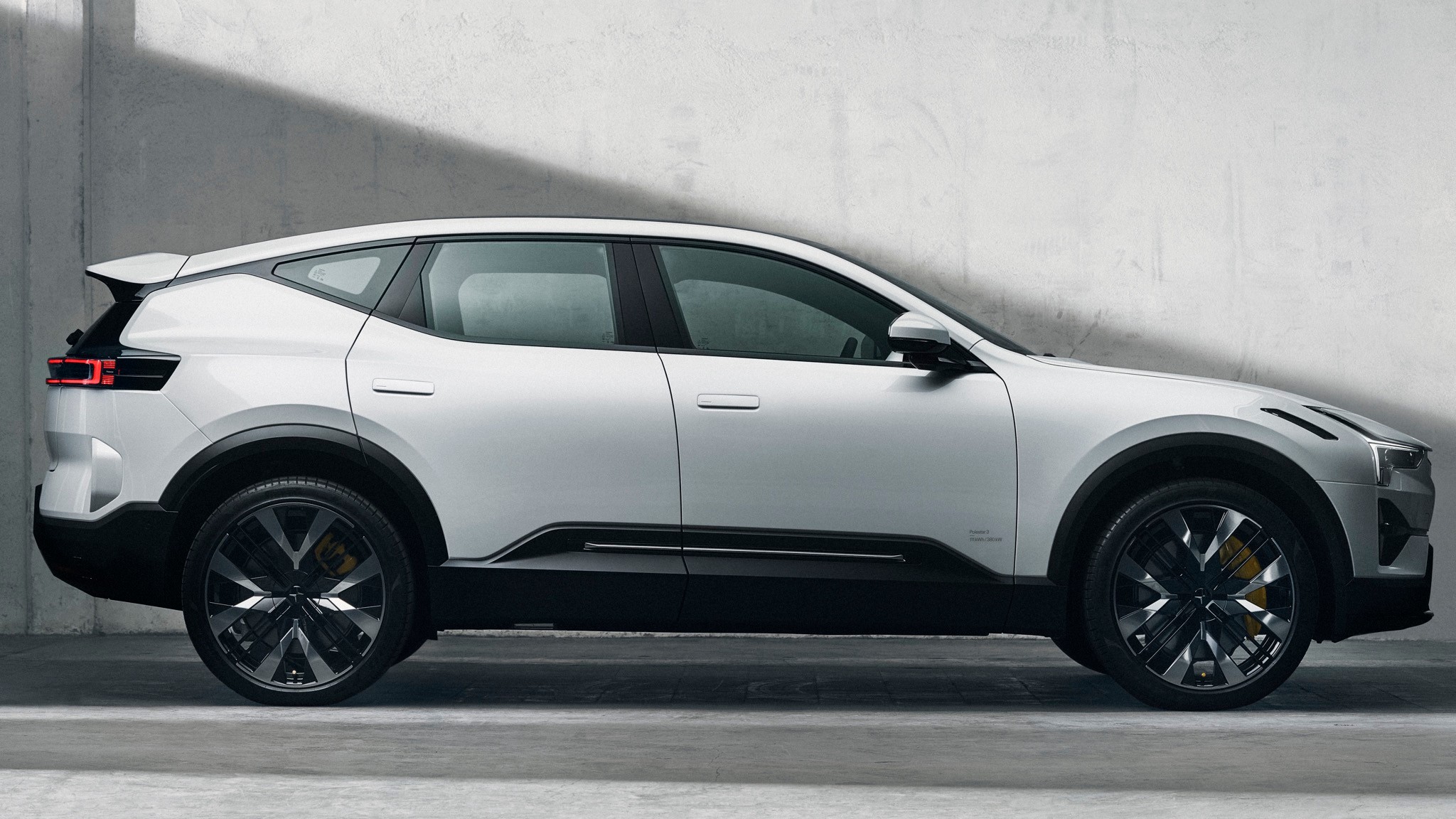 2024 Polestar 3 Electric SUV 11