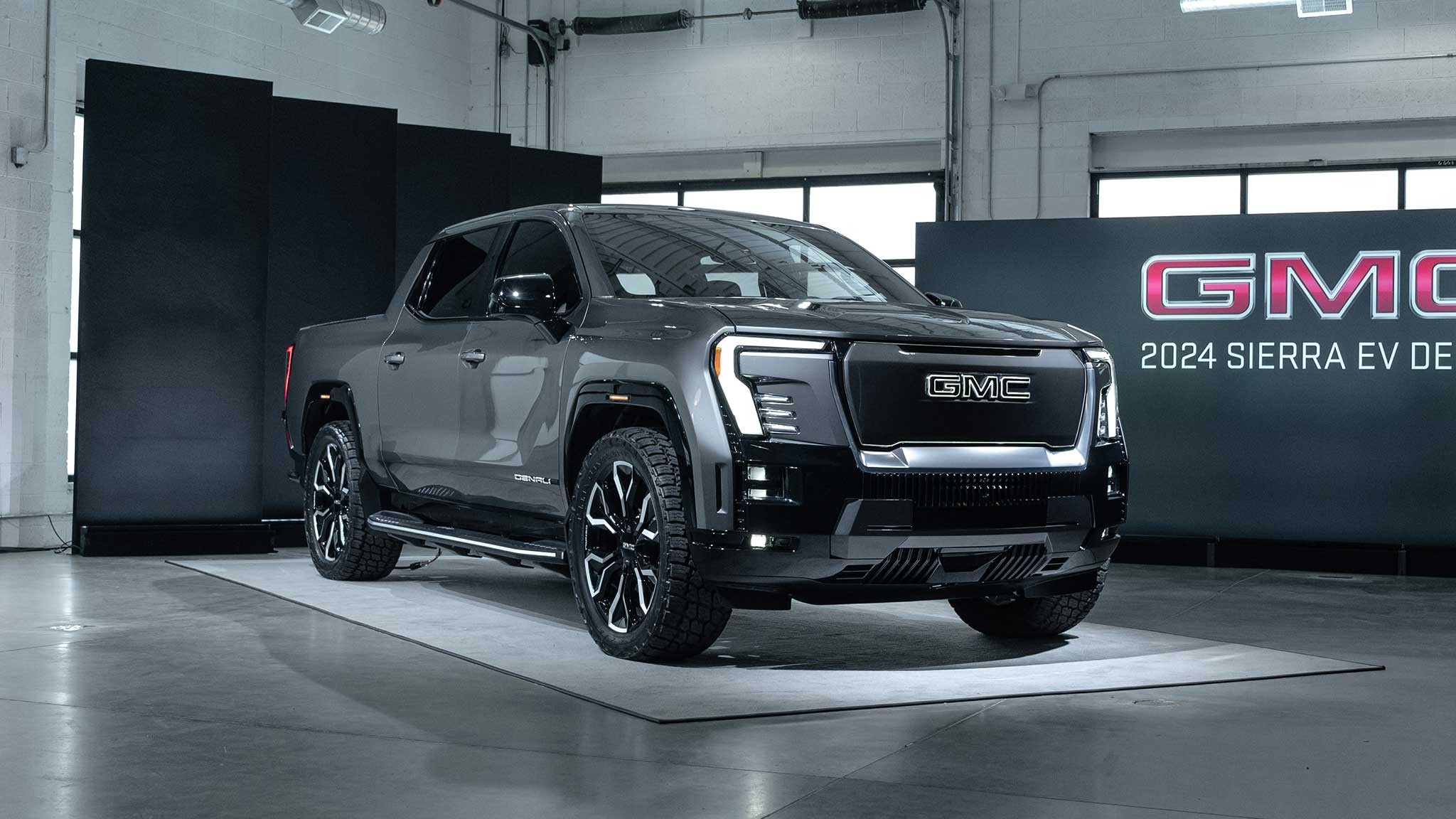 2024 GMC Sierra EV Denali Edition 1 reveal 5