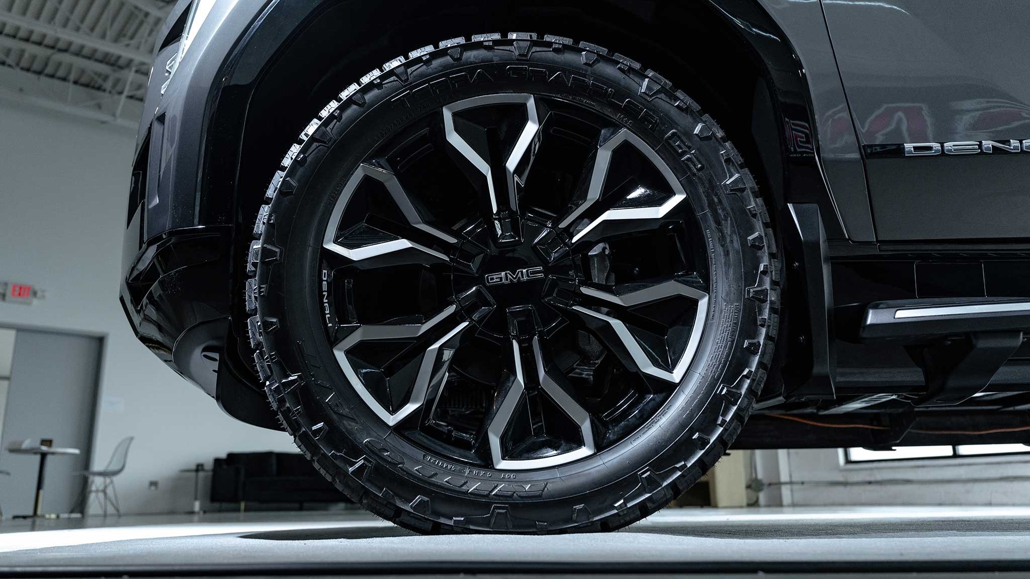 2024 GMC Sierra EV Denali Edition 1 reveal 18