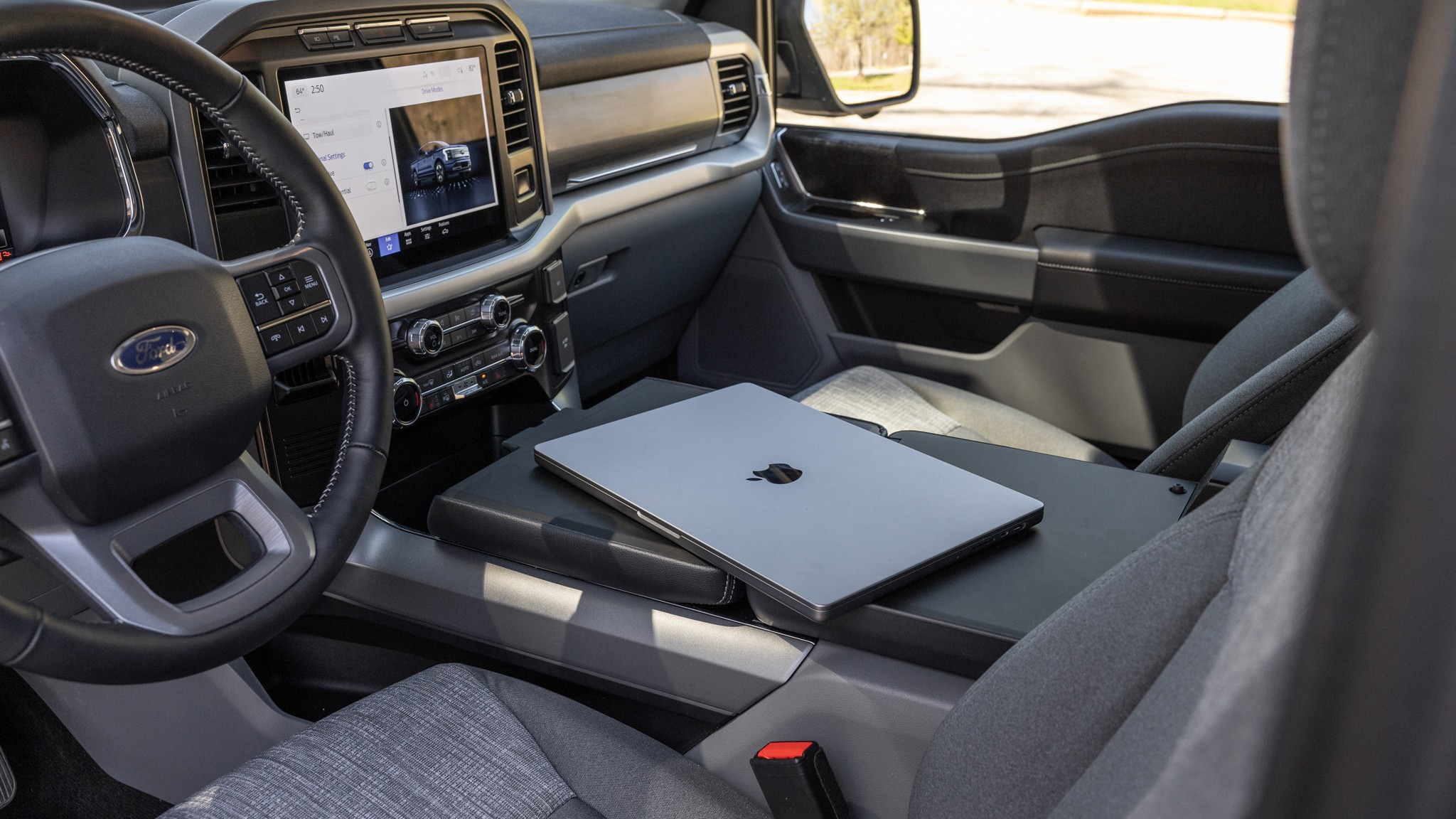 027 2023 Ford F 150 Lightning XLT driver cabin