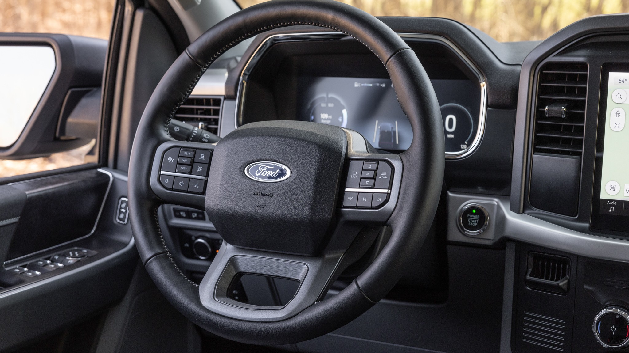 022 2023 Ford F 150 Lightning XLT steering wheel