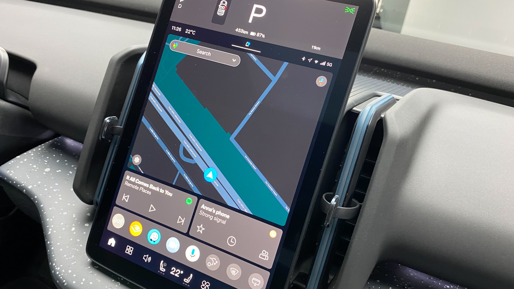 020 2025 Volvo EX30 infotainment system