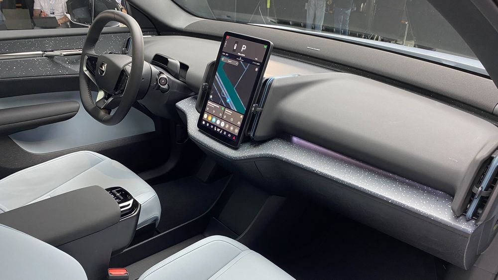 019 2025 Volvo EX30 driver cabin