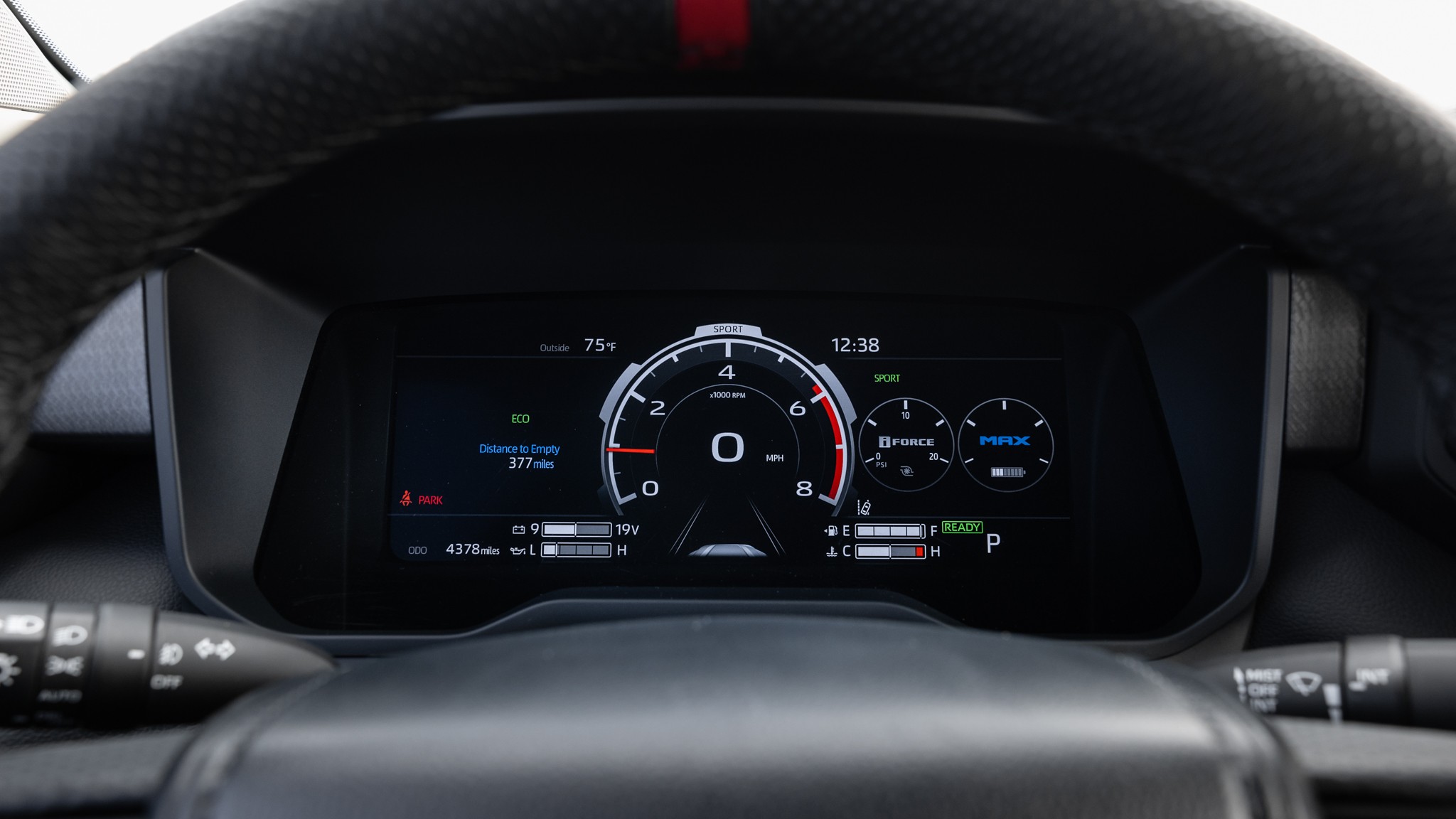 2022 Toyota Tundra TRD Pro  TOTY2023 web 15