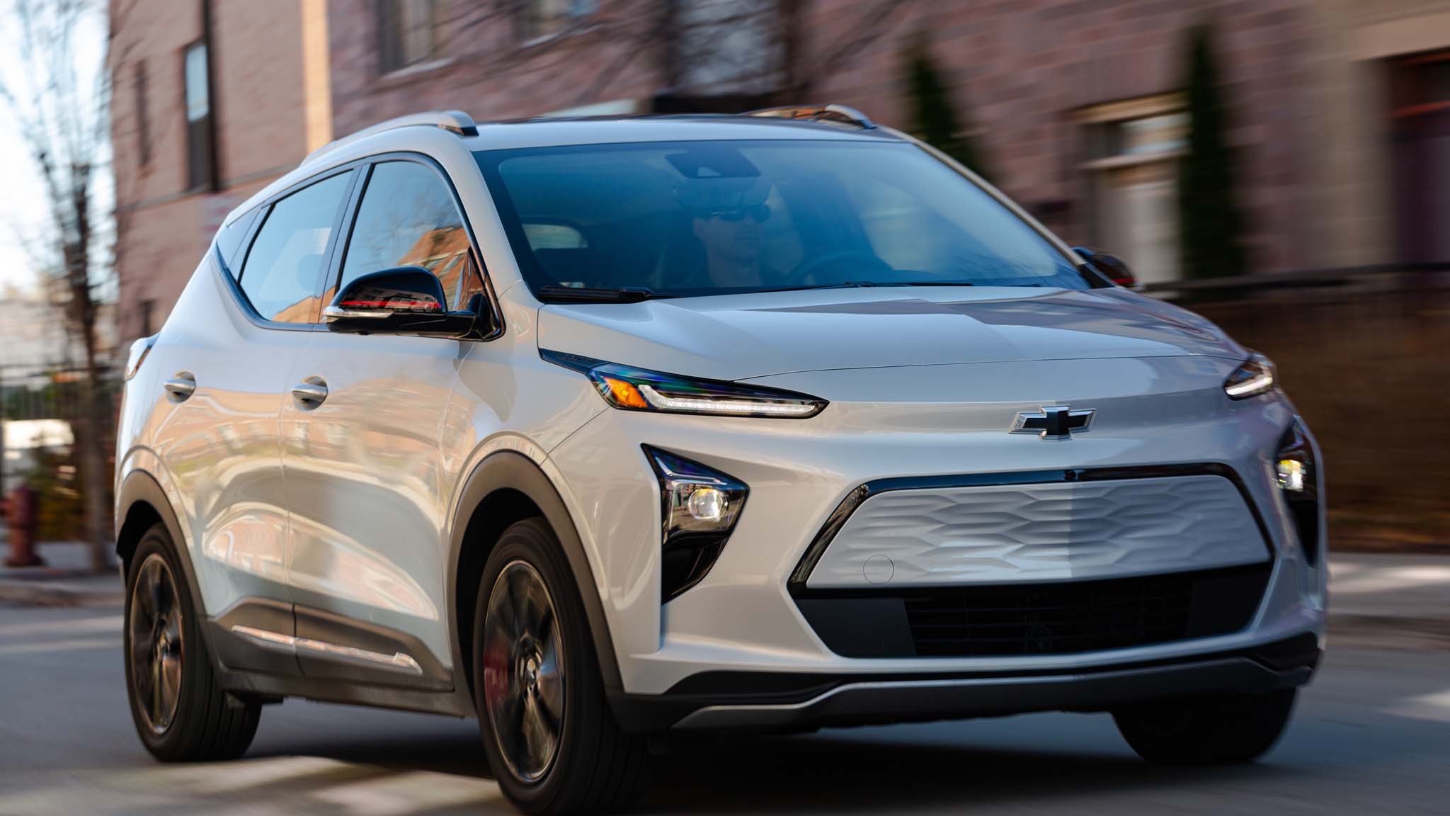 033 2023 Chevrolet Bolt EUV