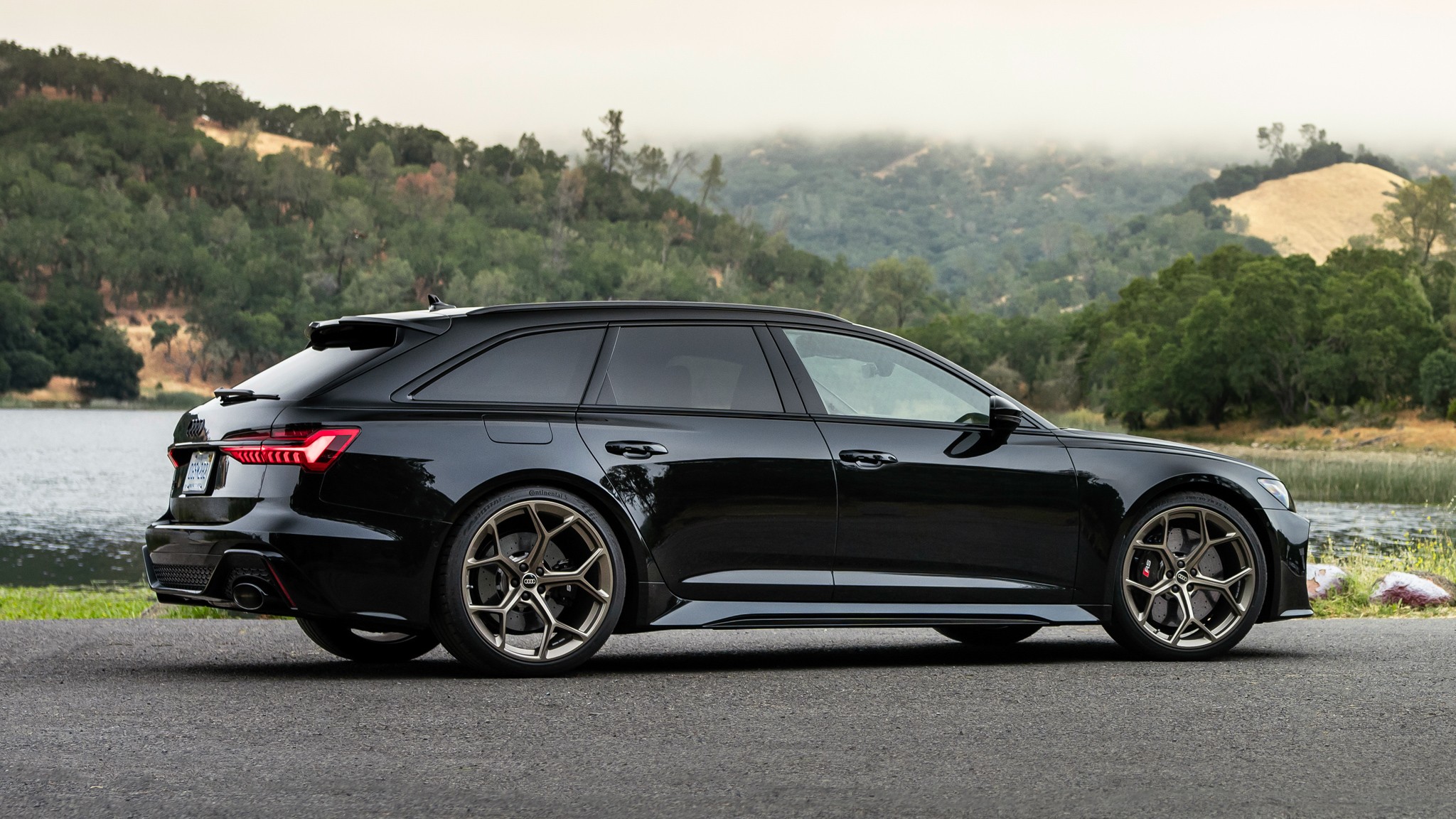 015 2024 Audi RS6 Avant performance rear three quarters