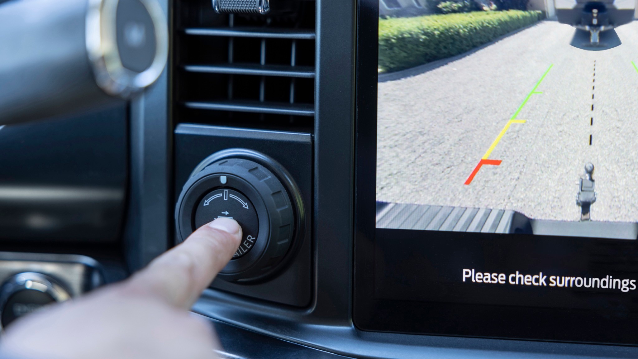 Pro Trailer Hitch Assist 2023 Ford Super Duty