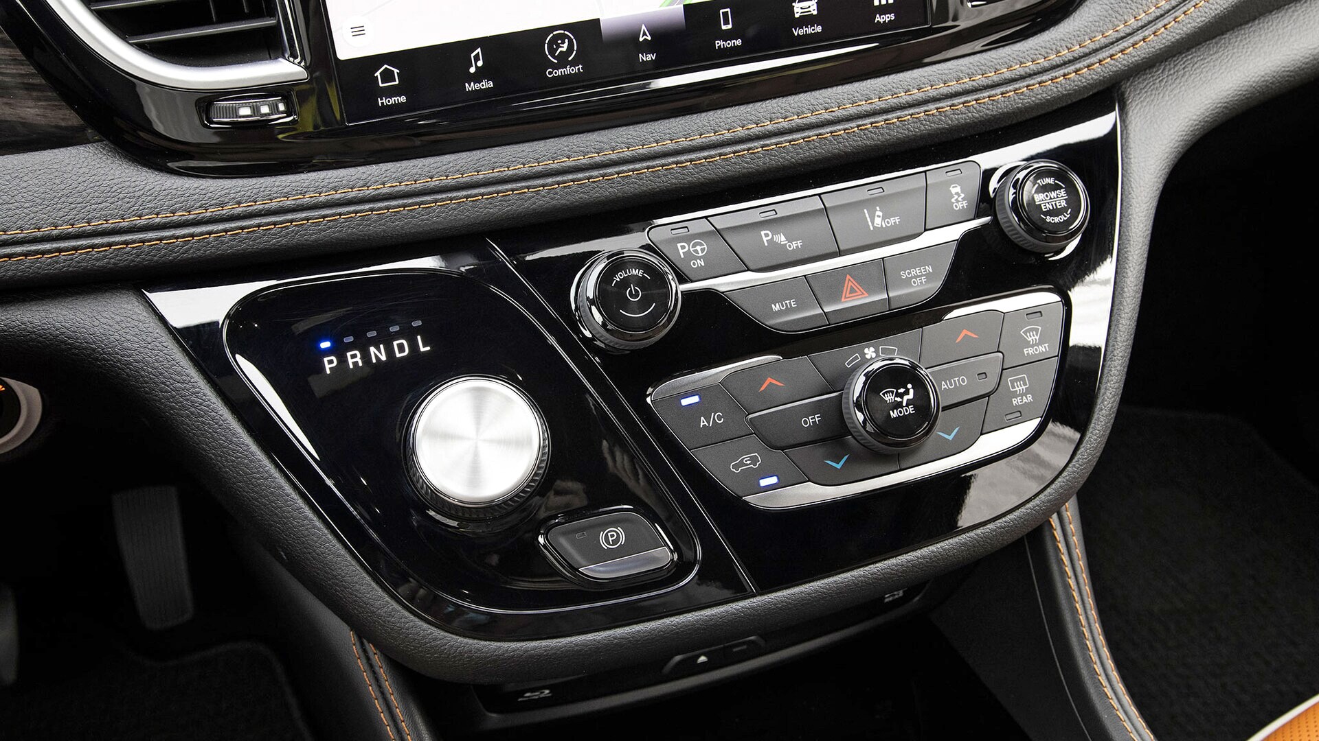 2023 Chrysler Pacifica Hybrid Pinnacle interior 16