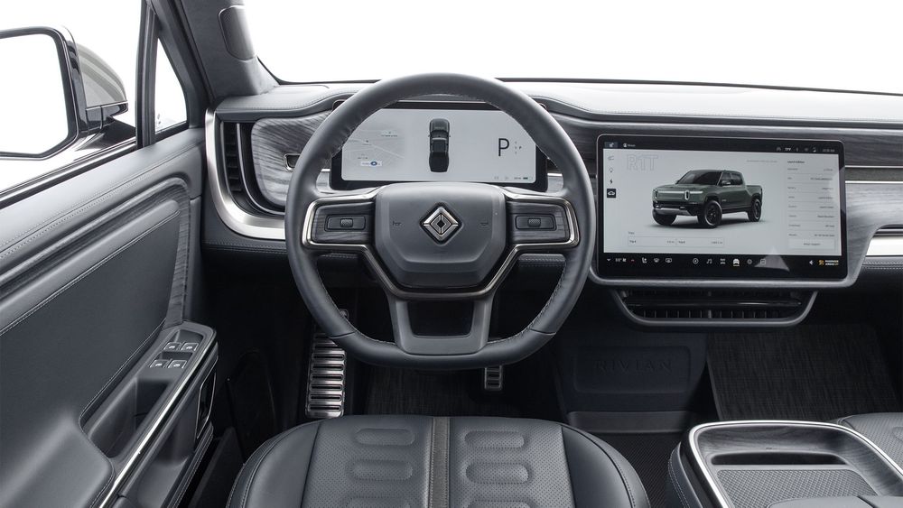 2023 Rivian R1T interior 13