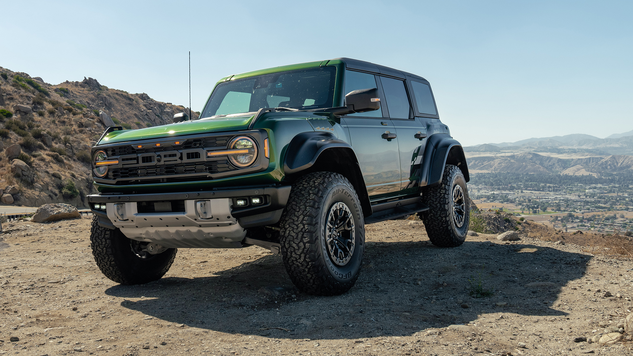 2022 Ford Bronco Raptor 17
