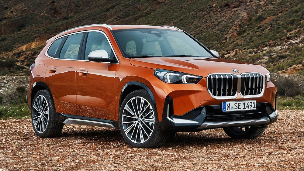2023 BMW X1 8
