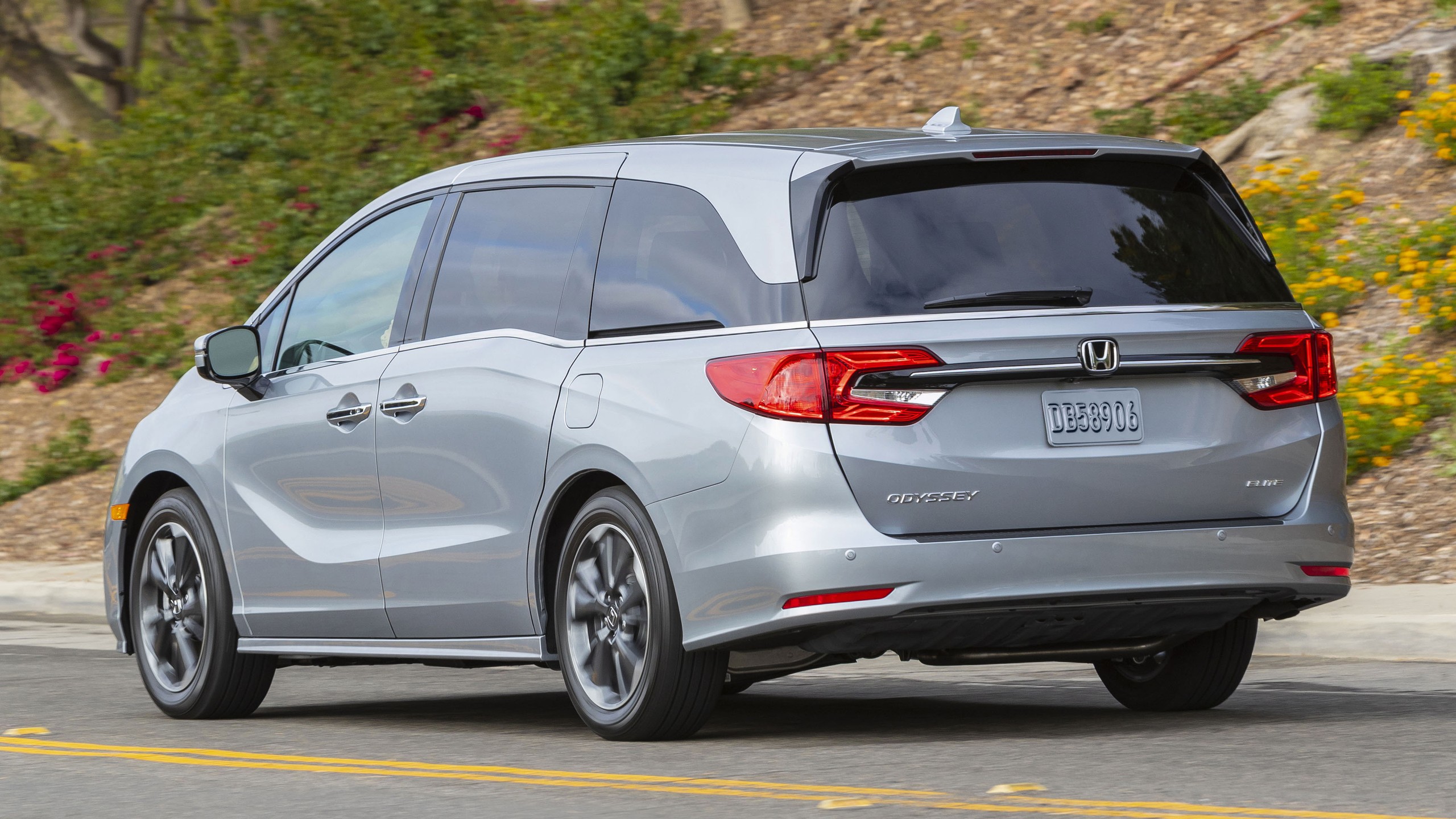 2022 Honda Odyssey exterior 03