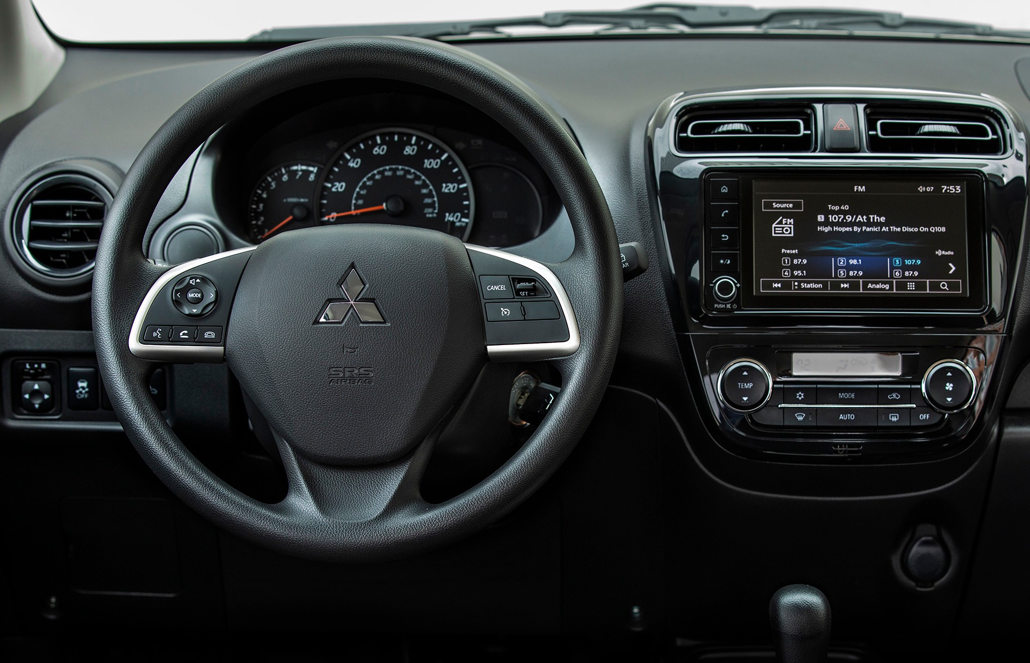 2021 mitsubishi mirage interior 02