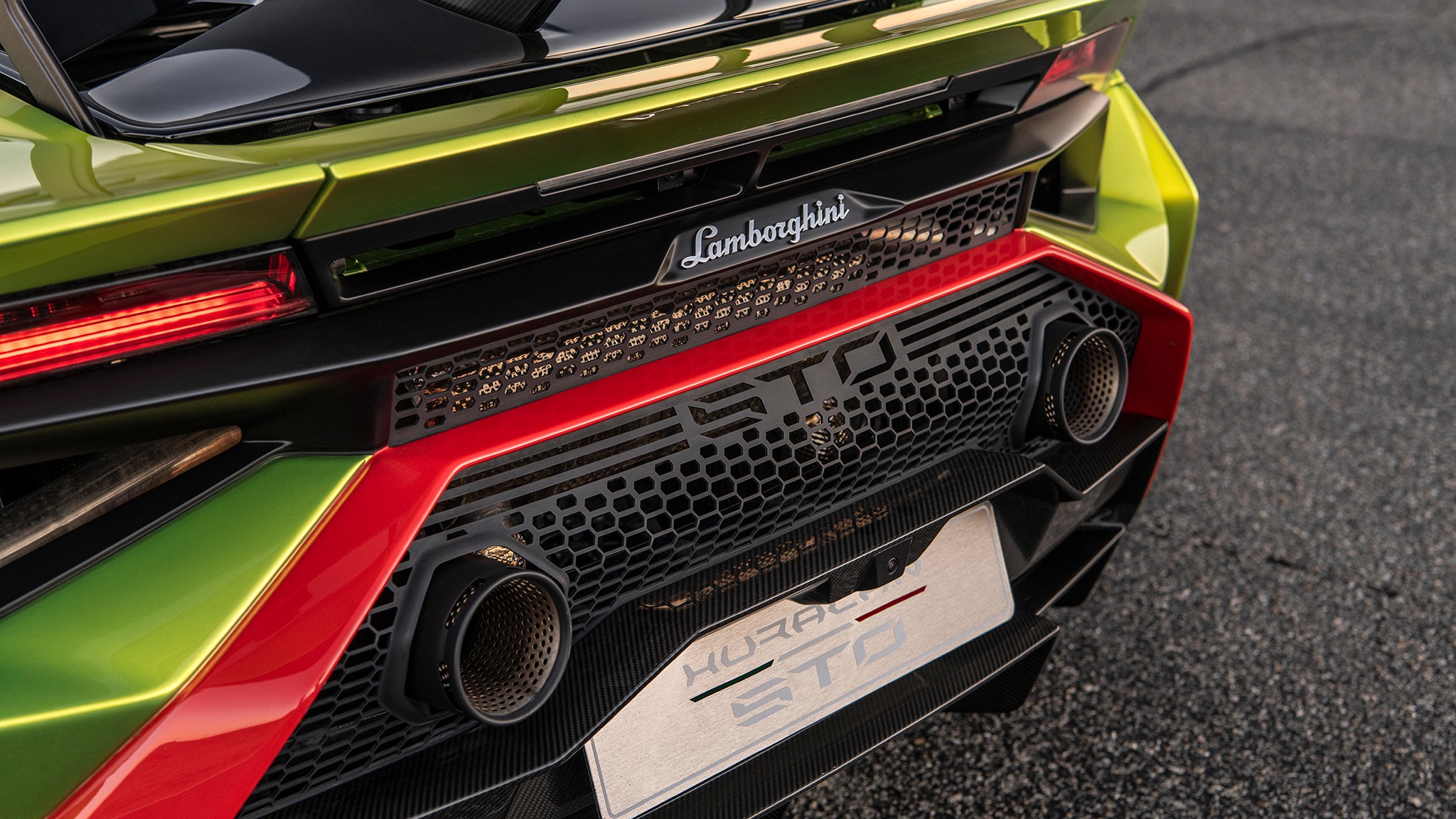 2021 Lamborghini Huracan STO 34