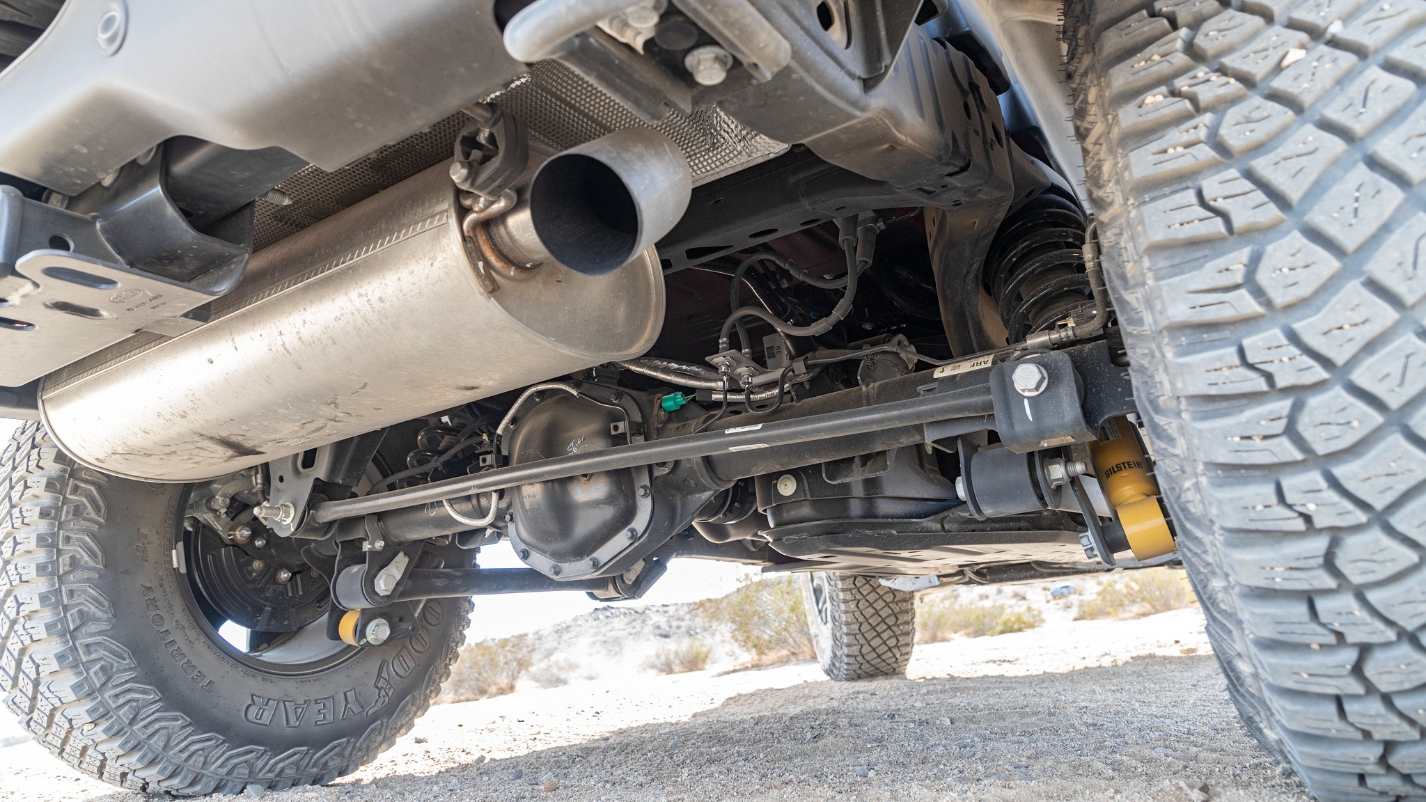 034 2022 four wheeler of the year 2021 ford bronco first edition exhaust