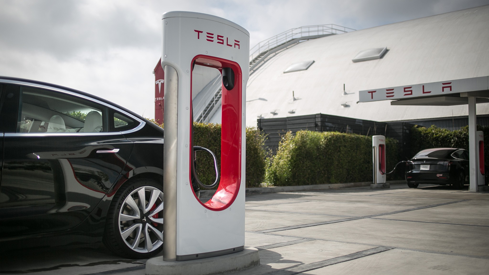 Tesla Model 3 charging at V3 Supercharger station 02