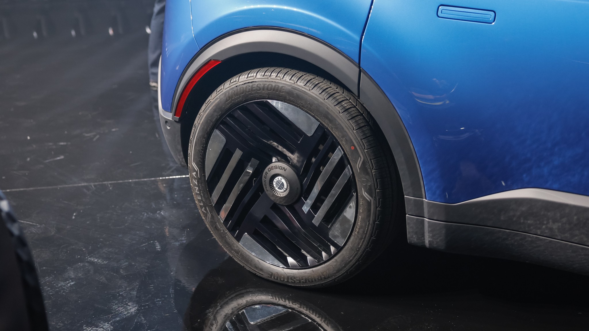 007 2025 Fisker PEAR