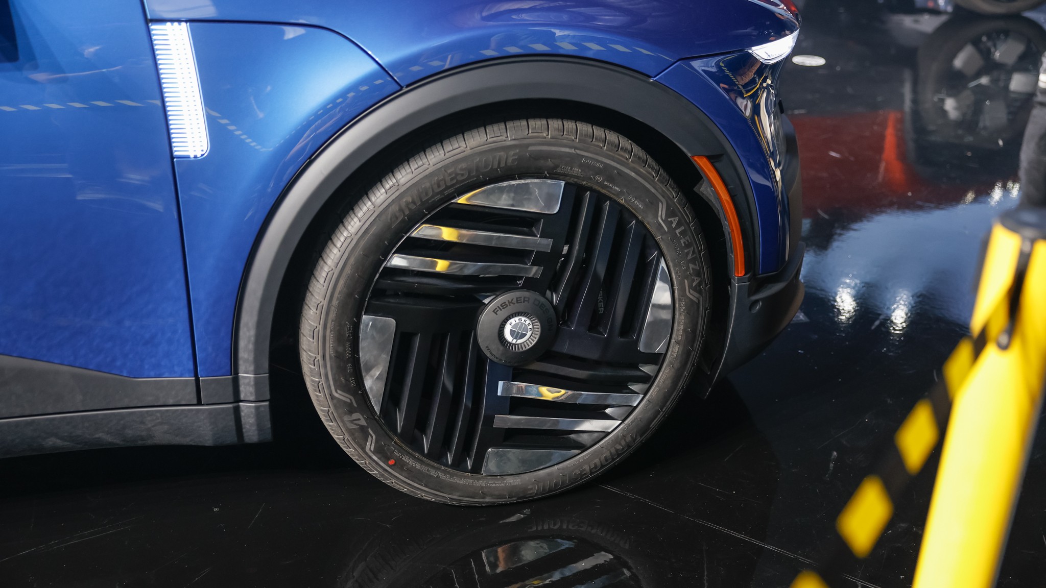 009 2025 Fisker PEAR