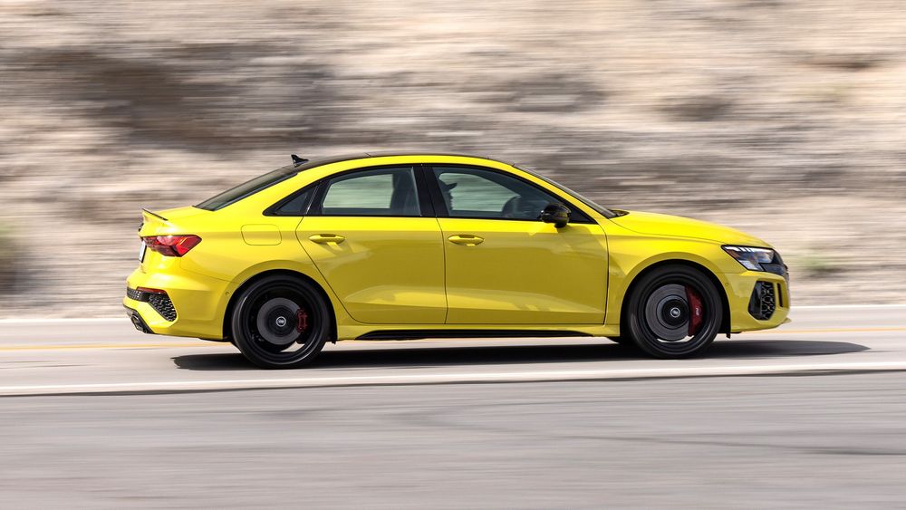 9860 2024 Audi RS3 side view