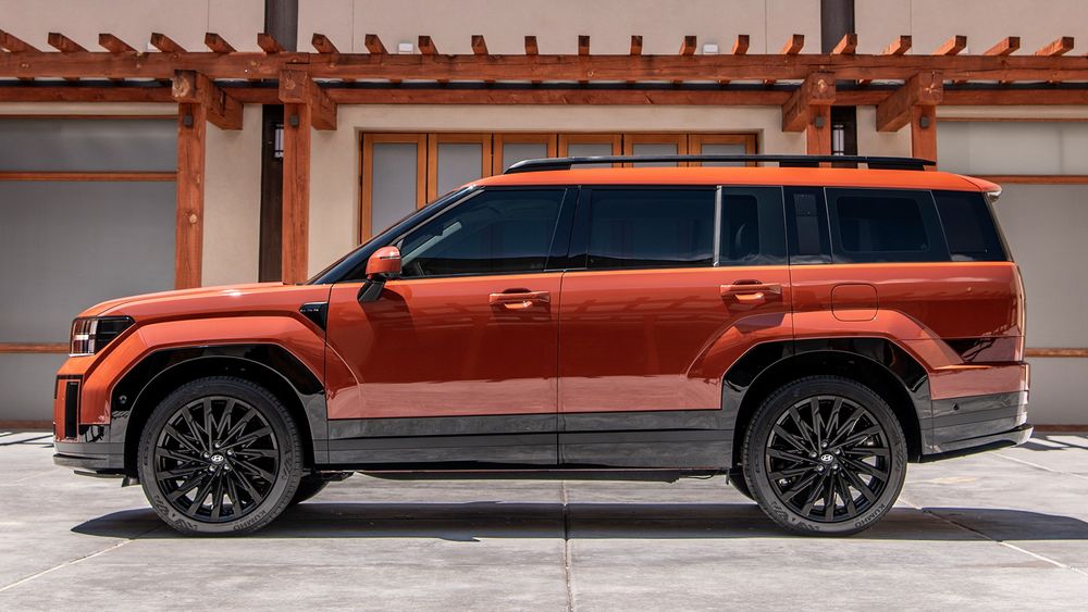 009 2024 Hyundai Santa Fe side profile 1