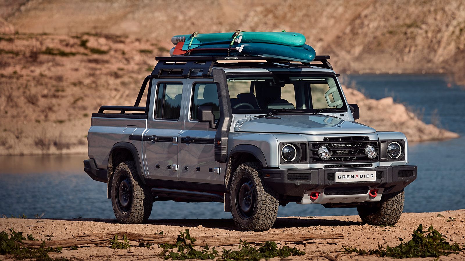 Ineos Grenadier Quartermaster off road pickup truck roof storage
