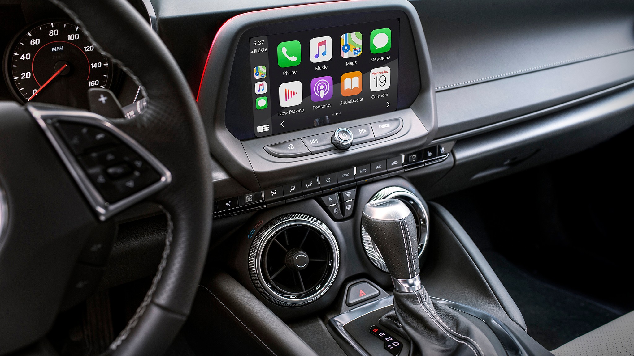 2024 chevrolet camaro interior 004