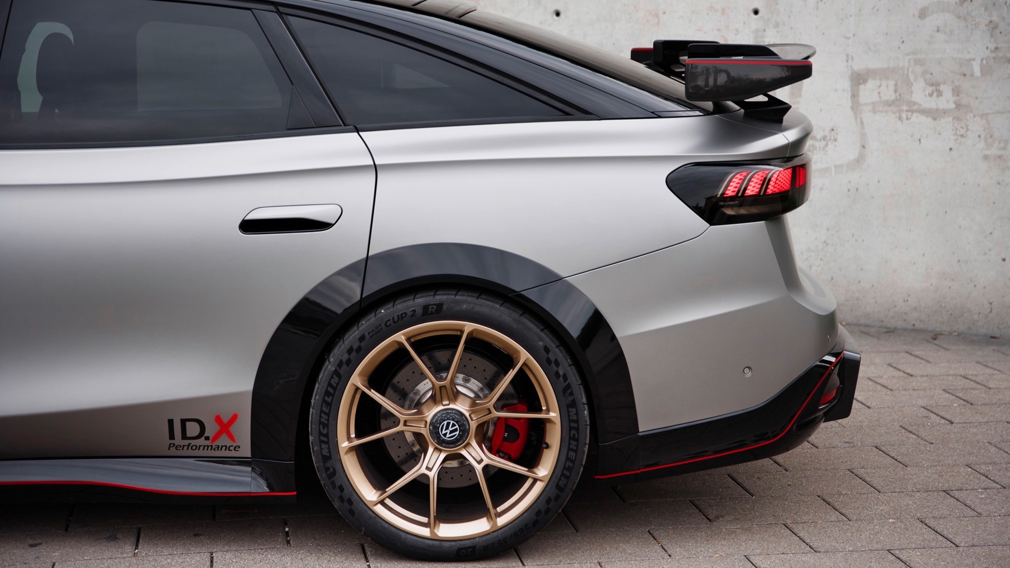 volkswagen idx id7 performance concept 8