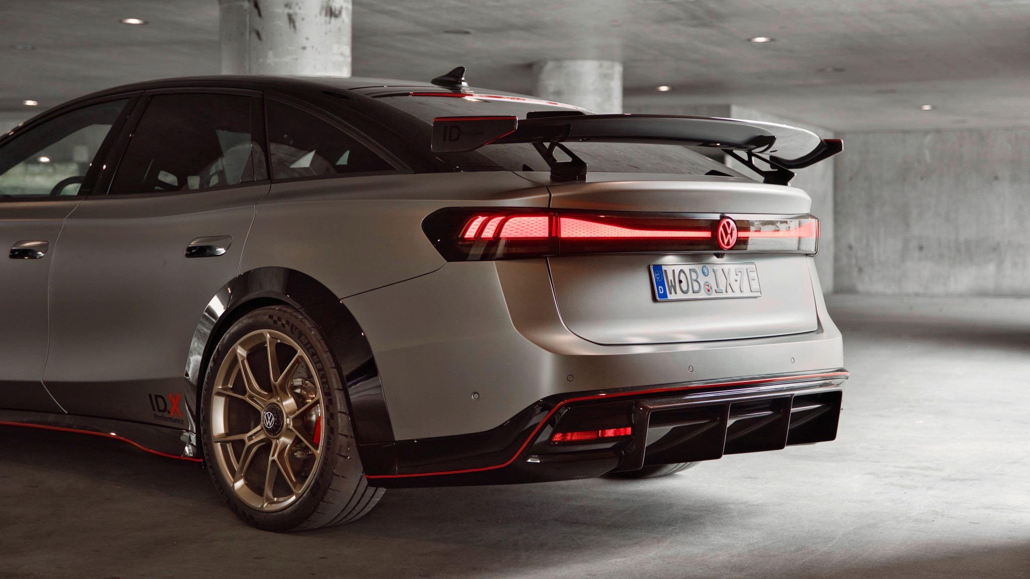 volkswagen idx id7 performance concept 4