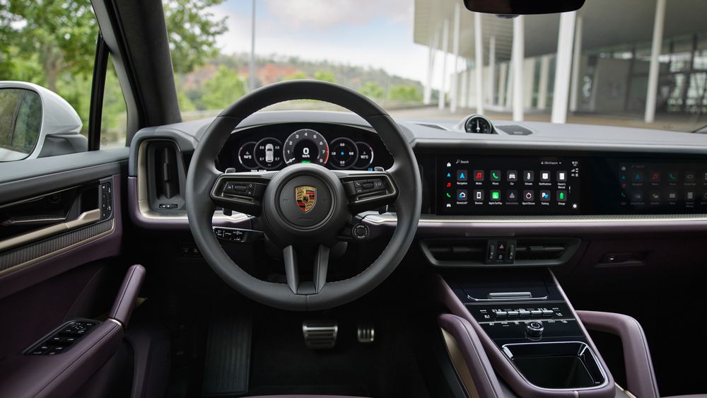 2024 Porsche Cayenne S E Hybrid SUV 9