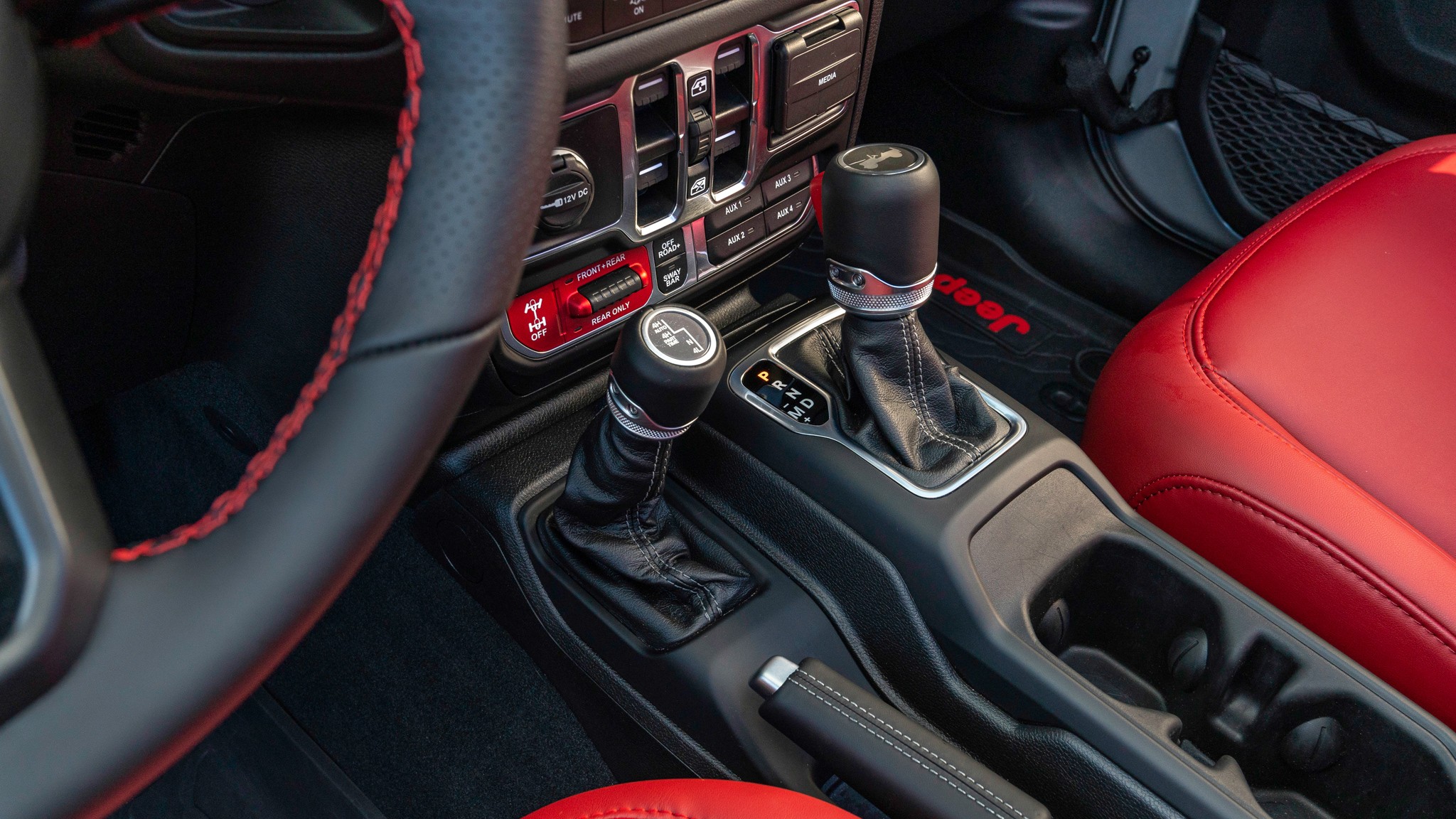035 2024 Jeep Wrangler Rubicon 392 gear shifter