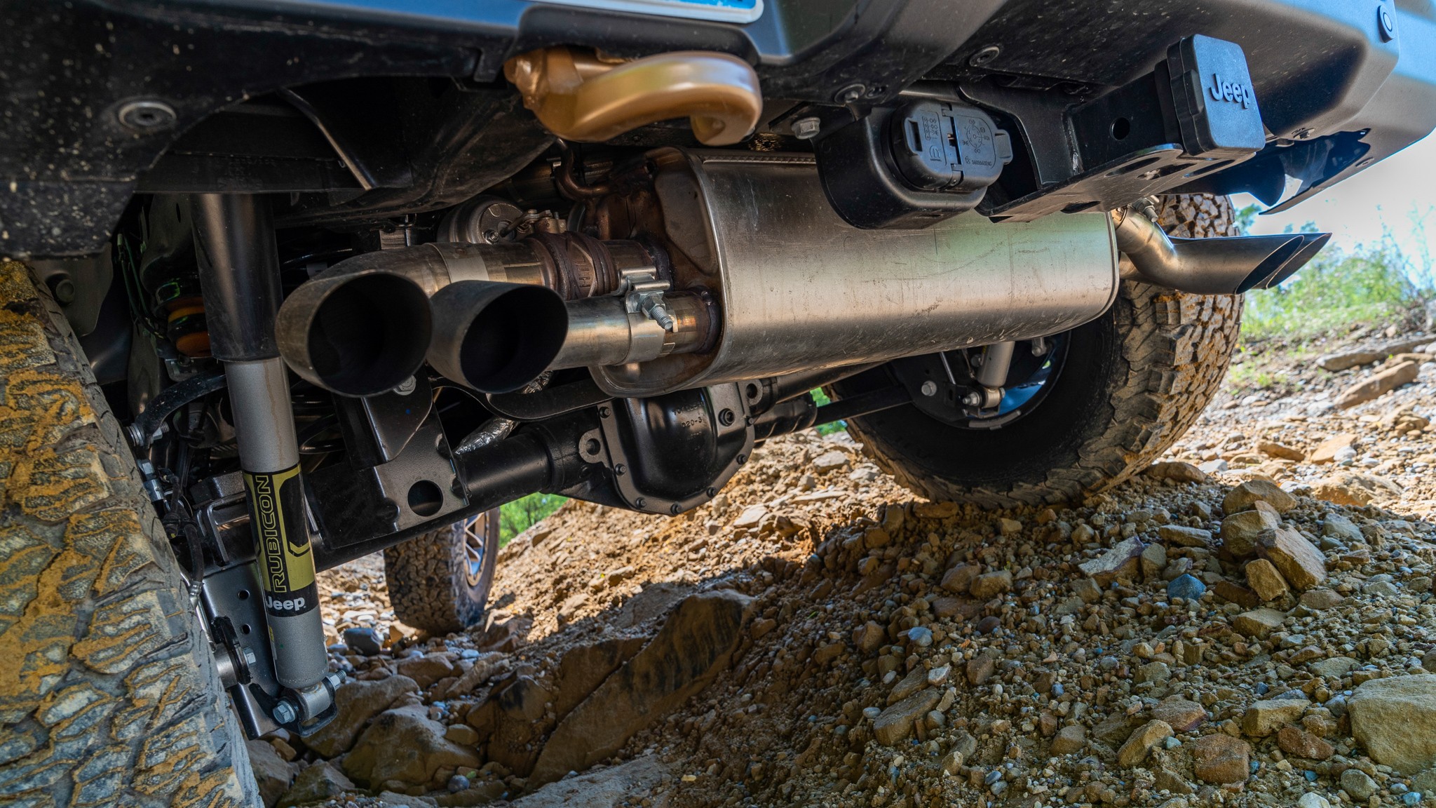 042 2024 Jeep Wrangler Rubicon 392 suspension
