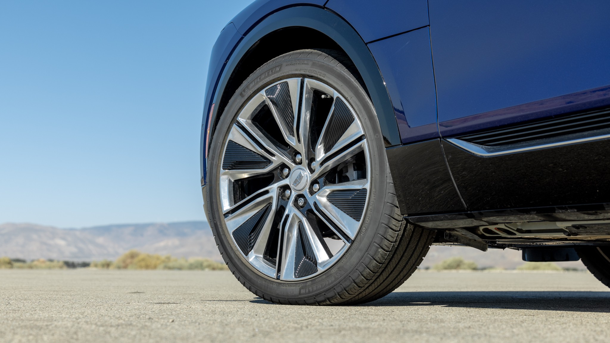 015 2024 Cadillac Lyriq AWD