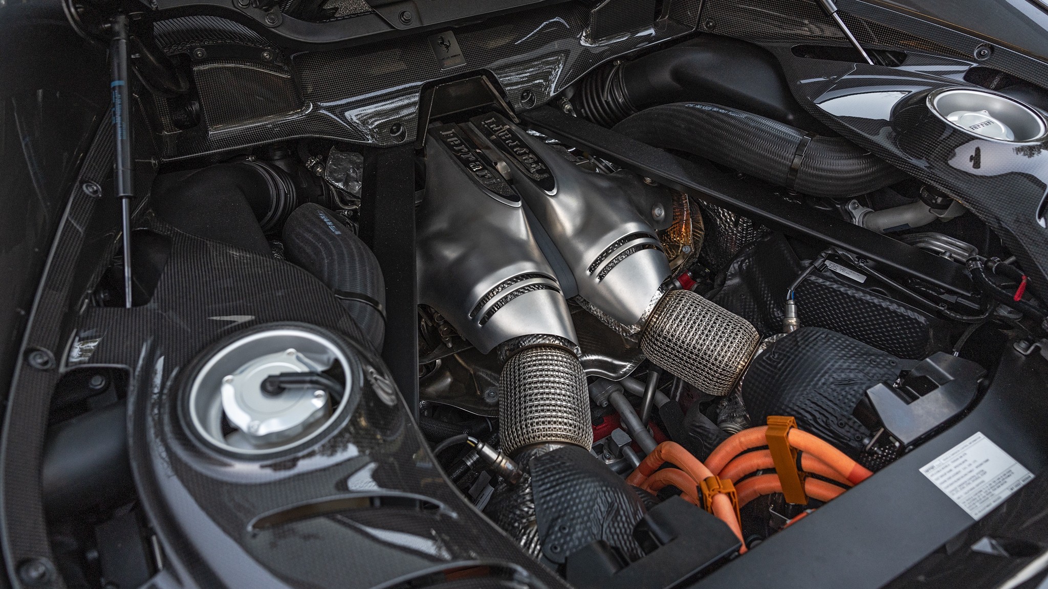 040 2023 Ferrari 296 GTB engine