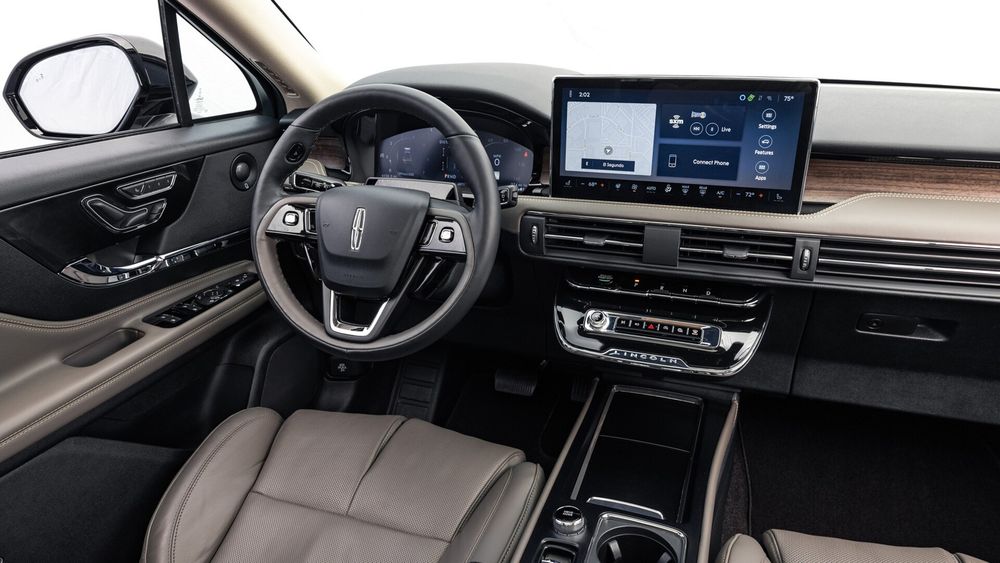 2024 Lincoln Corsair interior driver cabin