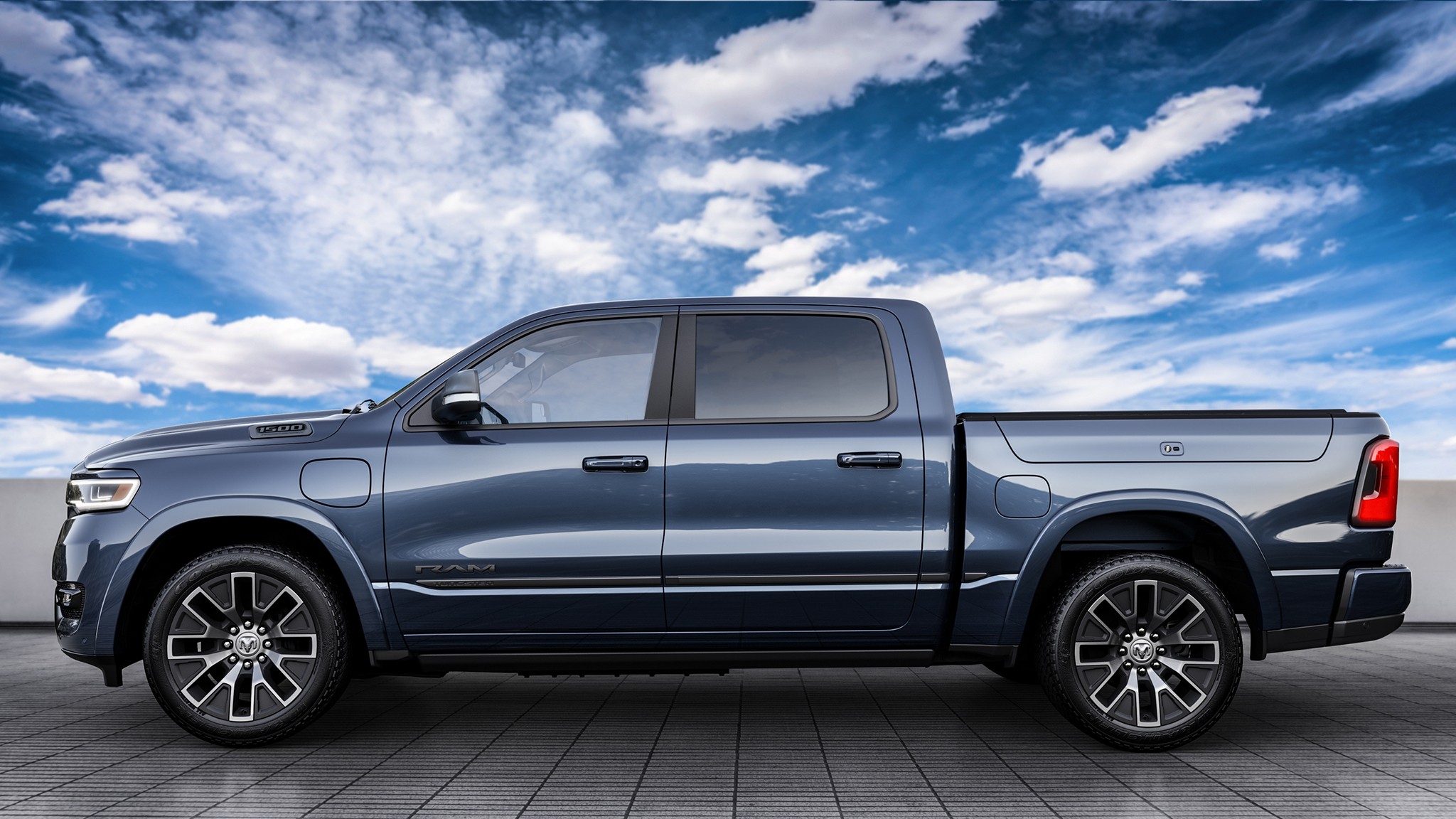 2025 Ram 1500 ramcharger 05