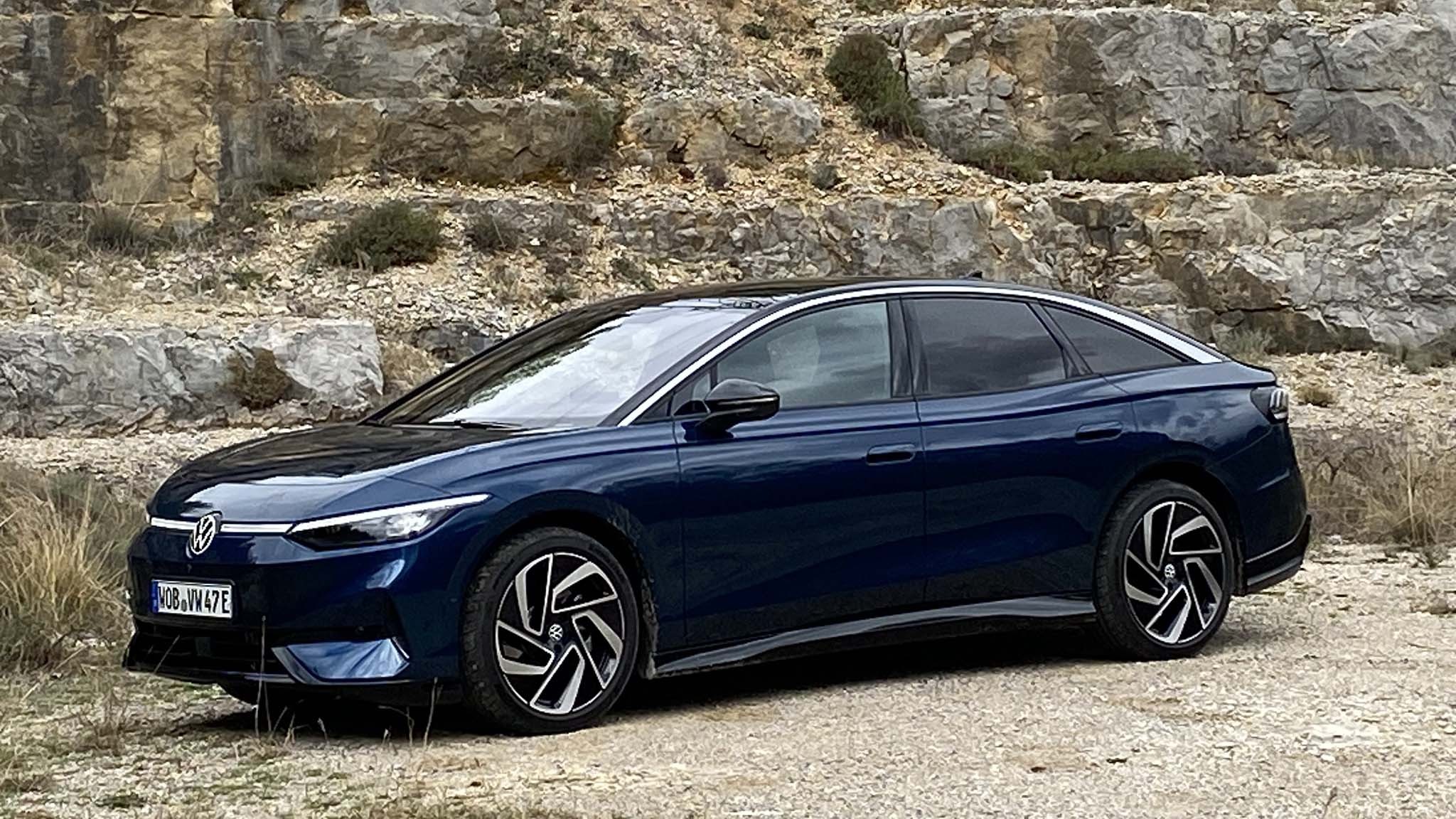 024 2025 volkswagen vw id7 electric sedan