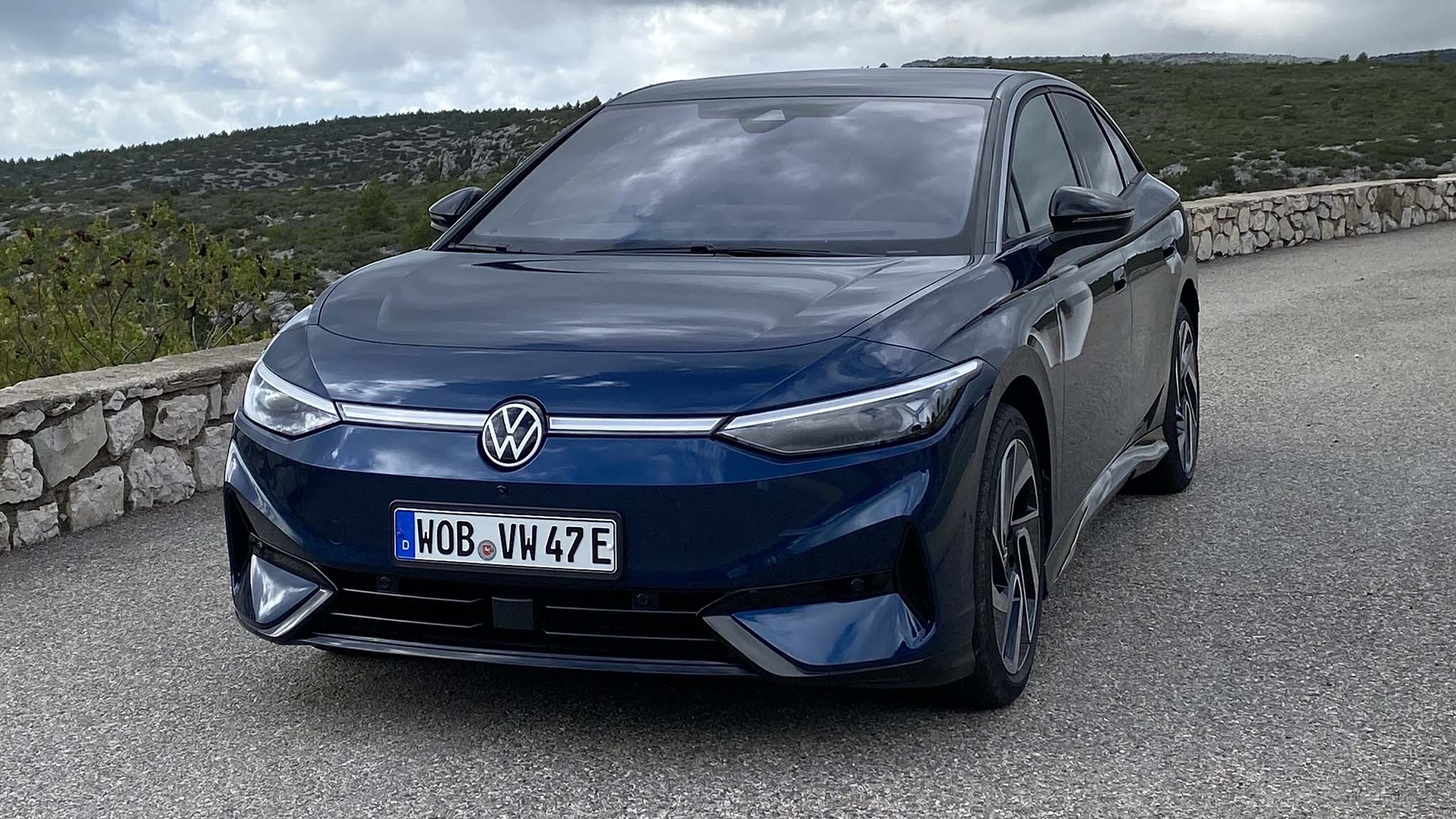 019 2025 volkswagen vw id7 electric sedan front view