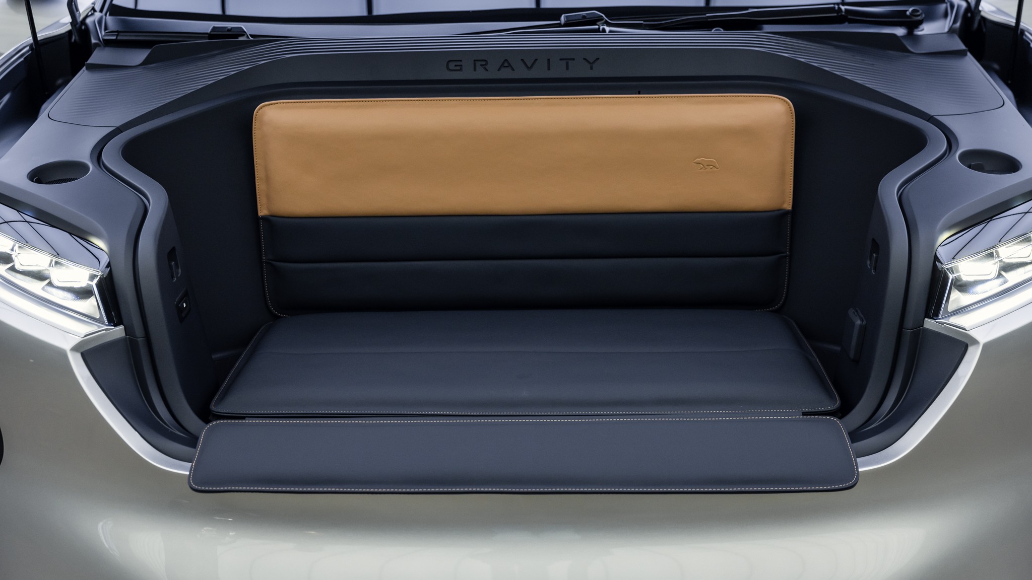 2025 Lucid Gravity SUV reveal 18