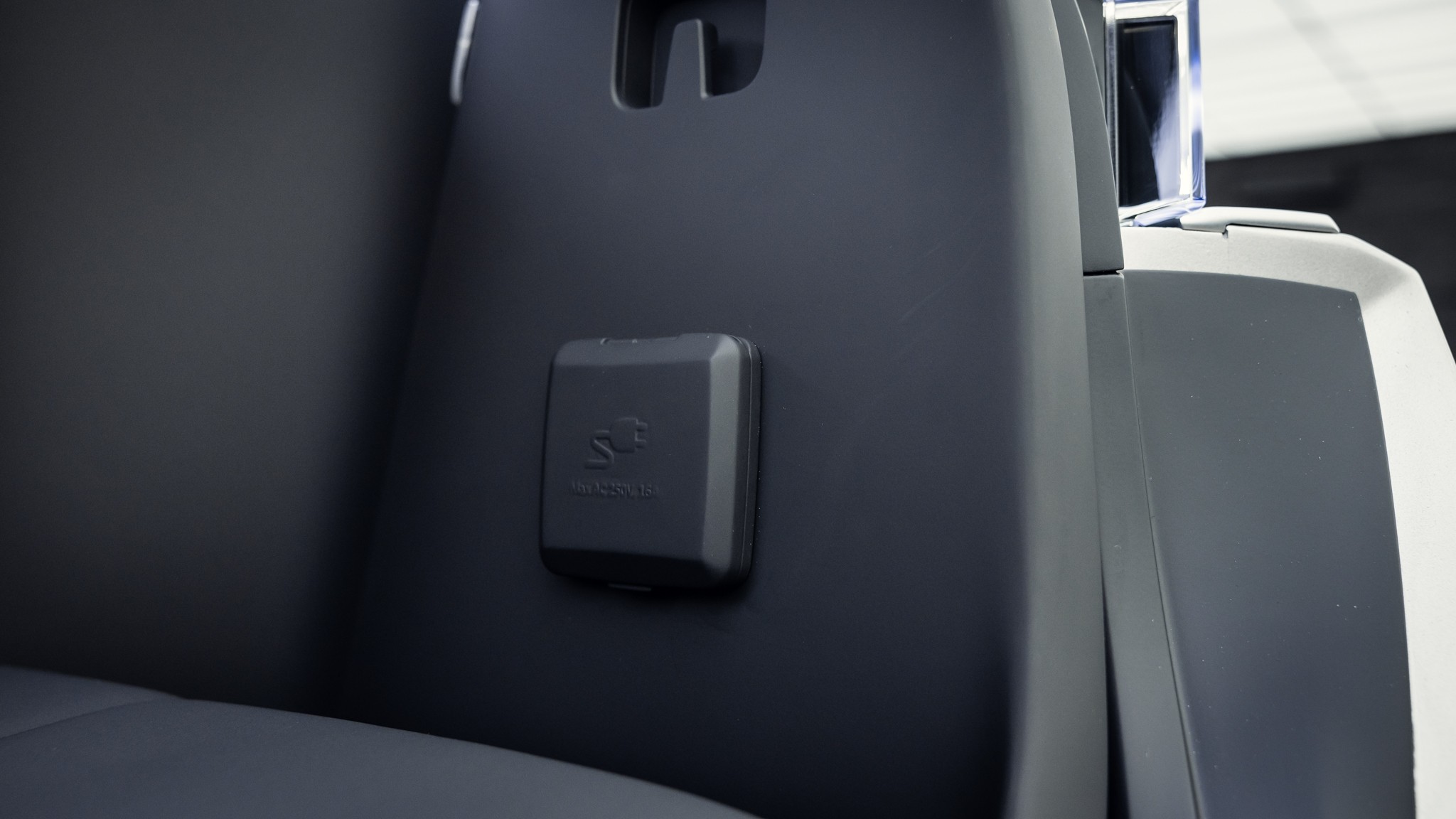 2025 Lucid Gravity SUV reveal 56